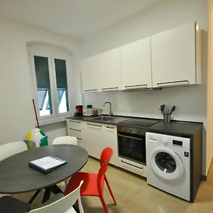 H2ome Lagaccio 4 Rooms, 2 Bathrooms, Ac, Near Principe Station , Genova Italia